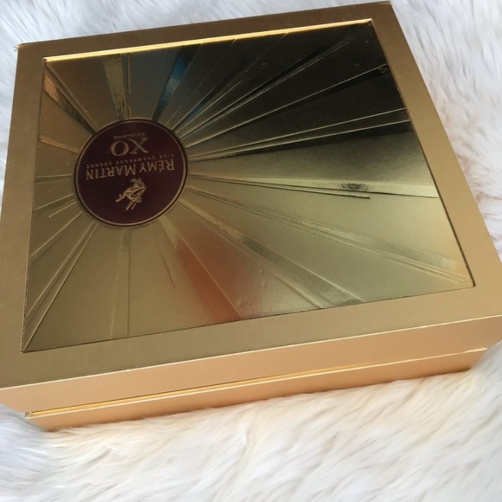 REMY MARTIN XO Red/ Gold Empty Gift Box - Picture 5 of 11